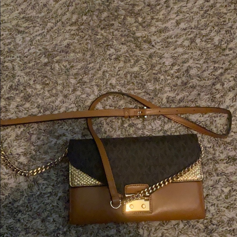 Michael Kors Wallet on a Chain